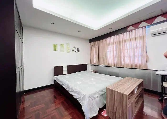 Flourish Sukhumvit 39 * Бангкок