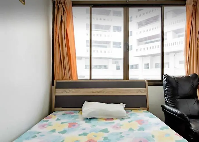 Flourish Sukhumvit 39 게스트하우스 방콕